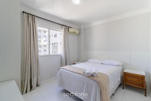 Apto vista mar c churrasq. na orla BC CET1604