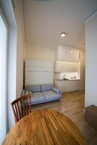 Wyspa Uznam Marina Jachtowa