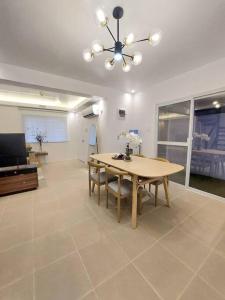 Luxa House Staycation Tagaytay