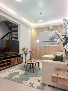 Luxa House Staycation Tagaytay