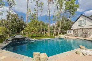 Your Rustic Retreat w Backyard Oasis Pool Patio - Roanoke