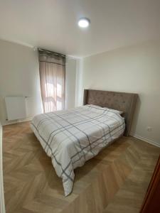 2 Bedroom Apartments