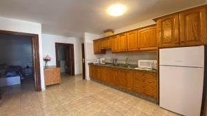 Apt. ManRey 1C - Jade