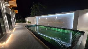 Smile Boutique at Saiyuan