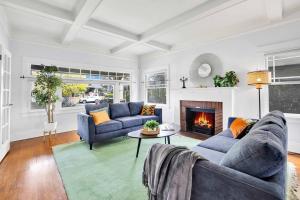 Classic Home Near Downtown & Hollywood