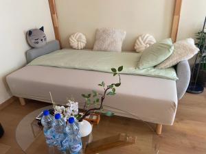 Sweet Spot Apart ment - City Centre, Near Metro, AC & Free WiFi