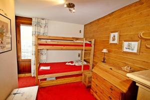 Curling B - Idealement situé au coeur du val claret MAE-2984