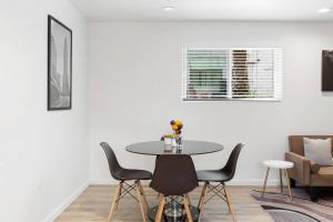 East Los Angeles Hideaway