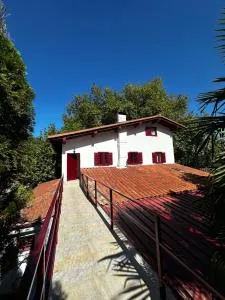 Ático de 2 habitaciones con parking privado, Irún - Anaca