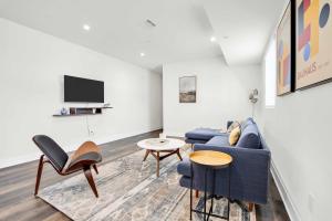 Spectacular Rooftop View House