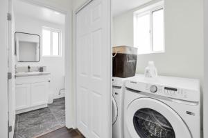 Spectacular Rooftop View House