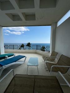 BeachLine Penthouse - SeaLine Apartments