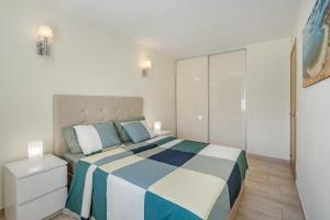 Las Americas Espectacular View next to a Beach