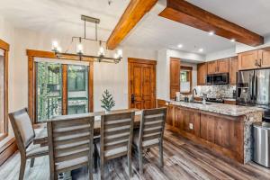 Breck Vacation Rental Walk to Gondola & Lifts