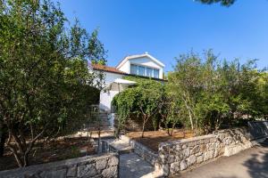 Apartments by the sea Mudri Dolac, Hvar - 582 - 3hvězdičkové hotely ve městě Vrboska