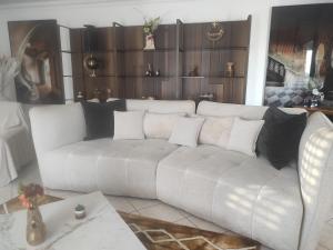 Maisons de vacances Maison recente a la ferme avec jardin, terrasses, 4 chambres, proche plages et peche privee - FR-1-426-86 : photos des chambres