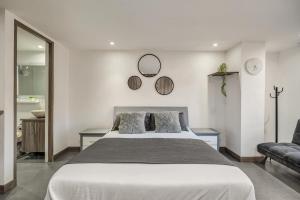 Aparta Estudio en Edificio La Frontera