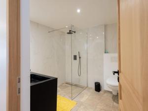 Maisons de vacances Holiday Home in Peyrusse-Grande with Pool : photos des chambres
