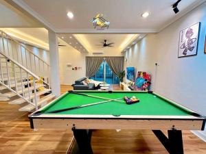 Kampung8 17pax Snooker Arcade