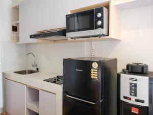 Minimalist and Comfortable Studio Apartment Tokyo Riverside PIK 2 By Travelio