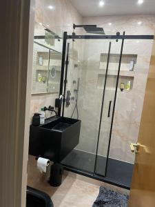 3 Bed smart home - canary wharf