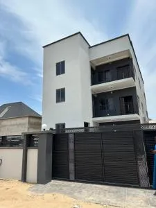 Zaaki Condos - 2 Bedroom Apt - Damba