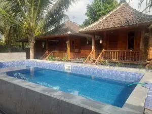 Pondok Elen Mandalika - Mantang