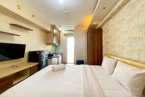Good Deal and Comfy Studio at Bassura City Apartment By Travelio