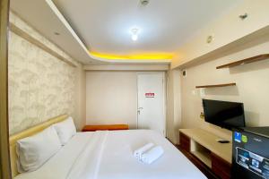 Good Deal and Comfy Studio at Bassura City Apartment By Travelio