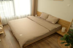 Vinhomes Smart City Rare 1,5BR Apt Best Deal for Long-Term Guests