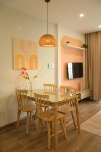 Vinhomes Smart City Rare 1,5BR Apt Best Deal for Long-Term Guests