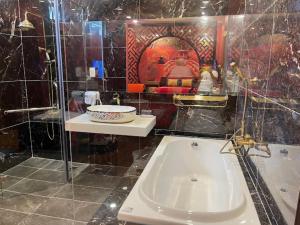 Love Hotel Hóc Môn