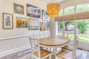 Walk to Marina Pet-Friendly Little River Home!