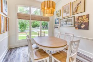 Walk to Marina Pet-Friendly Little River Home!