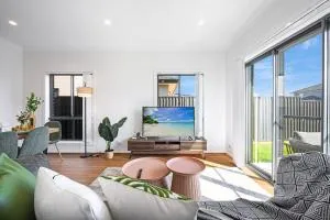 Austral Mordern House 10ppl - Austral