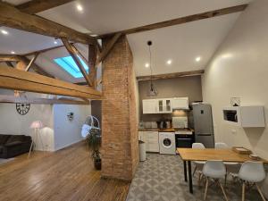 Maisons de vacances Gite le jardin secret et Gite au temps suspendu : photos des chambres