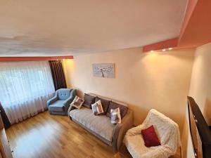 Cozy Flat by Trivale Forest