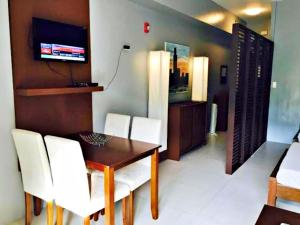 Tropical Escape at Pico De Loro