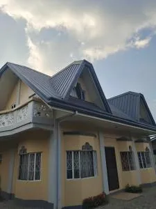 The Coziest Cabin by Grace - Aritao