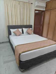 Sindhu Suites - Premium 2 BHK Apartment RMV II Stage Bangalore