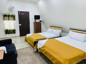 GreenLeaf Resorts and Restaurant