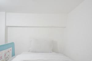 Best Startegic 2BR at Bassura Apartment By Travelio