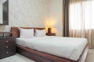Nice and Elegant 2BR at Marina Ancol Apartment By Travelio