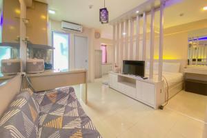 Best Deal and Spacious Studio at Bassura City Apartment By Travelio