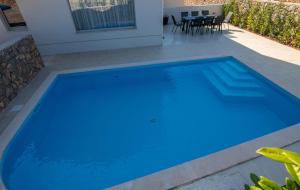 Villa DIVINA with heated pool 