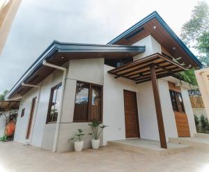 Villa Adara by Araw Residences