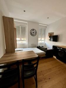 Studio fonctionnel, centre ville, rénové 205