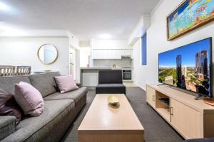 Urban CBD Elegance with River&Botanic Garden Views