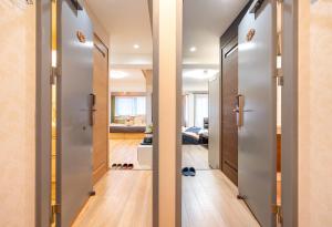 202 步行秋叶原上野 交通便利 舒适大床房 直达浅早寺 银座新宿 设施配套齐全 行 李寄 Cozy Queen Room Walk to Akihabara and Ueno Direct Access to Asakusa Ginza Shinjuku Fully Equipped with Luggage Storage存