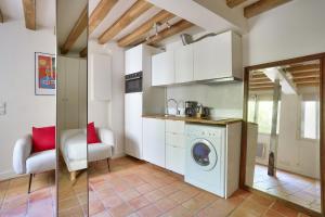 3min Notre Dame de Paris | Studio